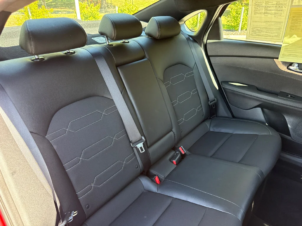 Used 2024 Currant Red Kia GT-Line image 34