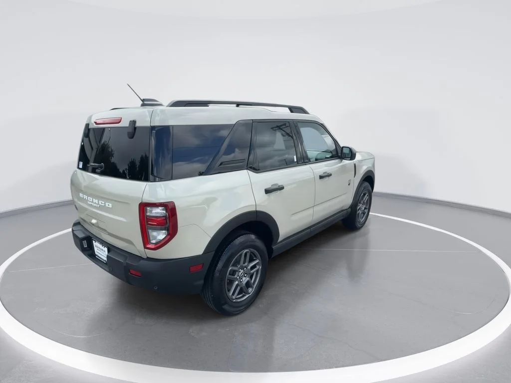 Used 2025 Beige Ford Big Bend image 8