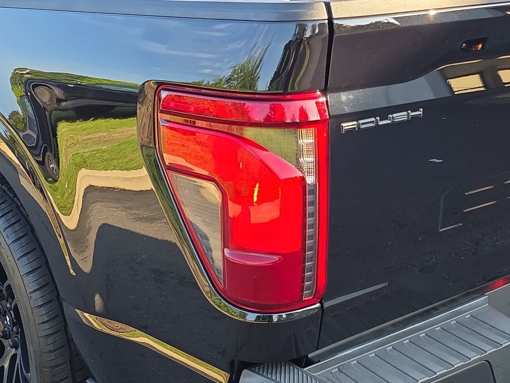 Used 2025 Black Ford XL image 30