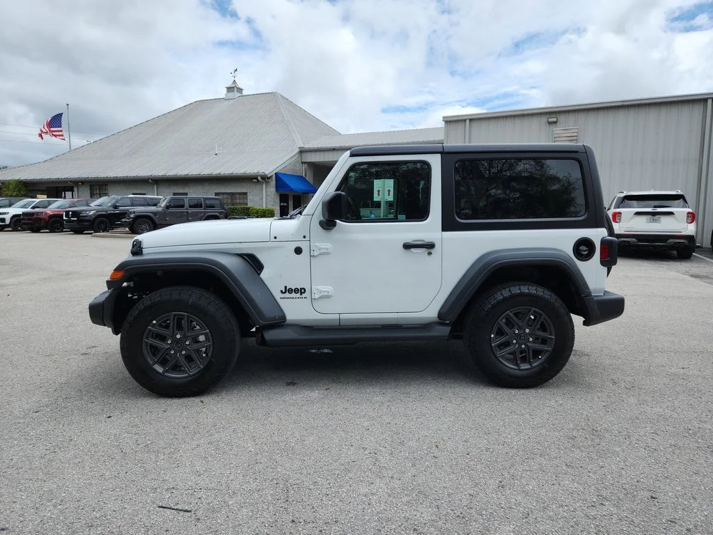 New 2026 Bright White Clear-Coat Exterior Paint Jeep Sport S image 6