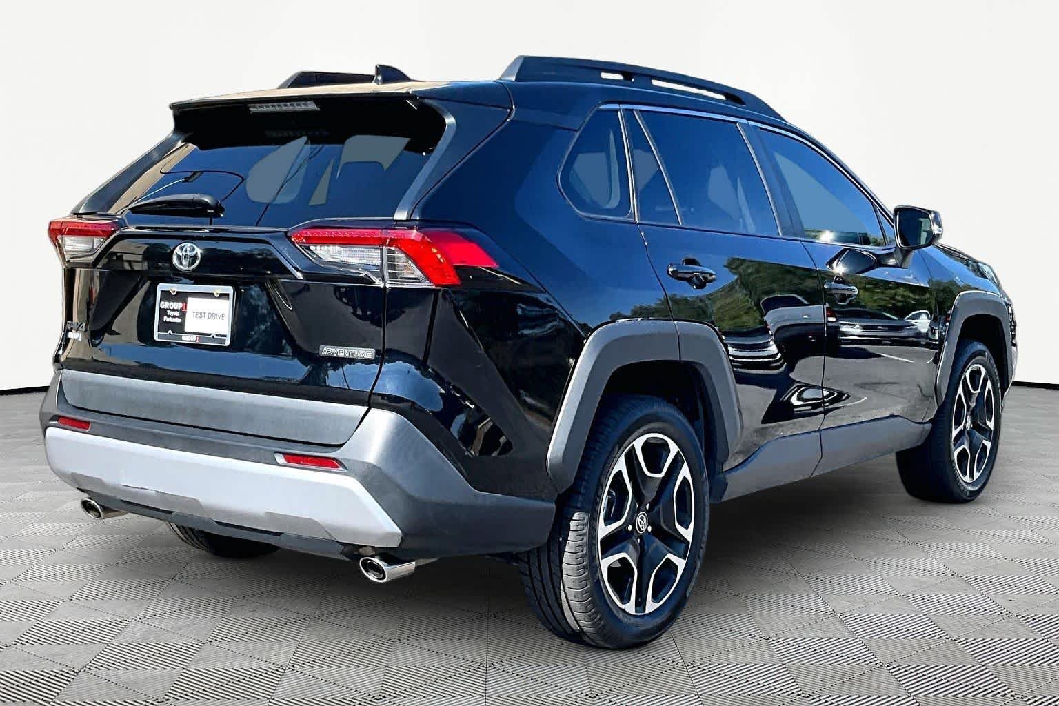 Used 2021 Midnight Black Metallic Toyota Adventure image 13