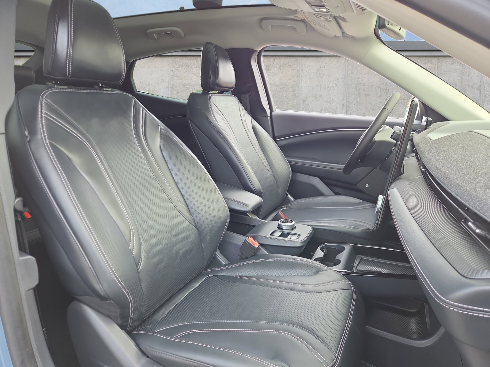 2023 Ford Mustang Mach-E Premium AWD - Photo 15