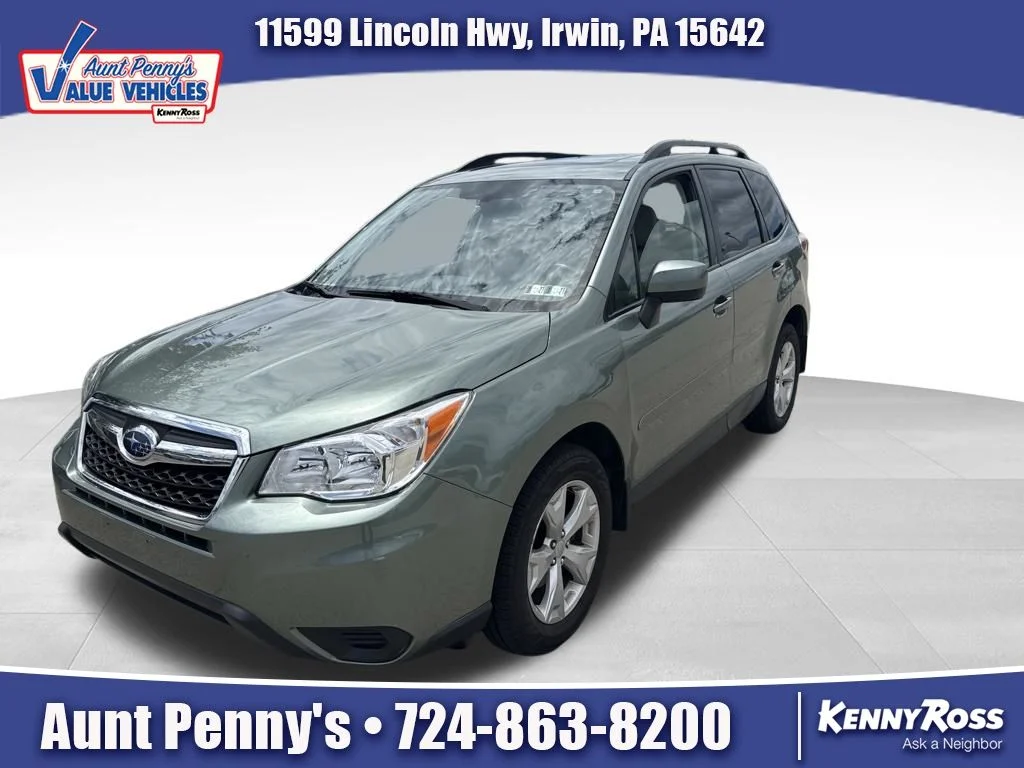 Used 2015 Green Subaru 2.5i Premium image 1