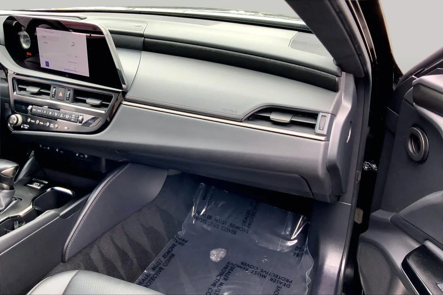 Certified Used 2024 OBSIDIAN Lexus  image 19