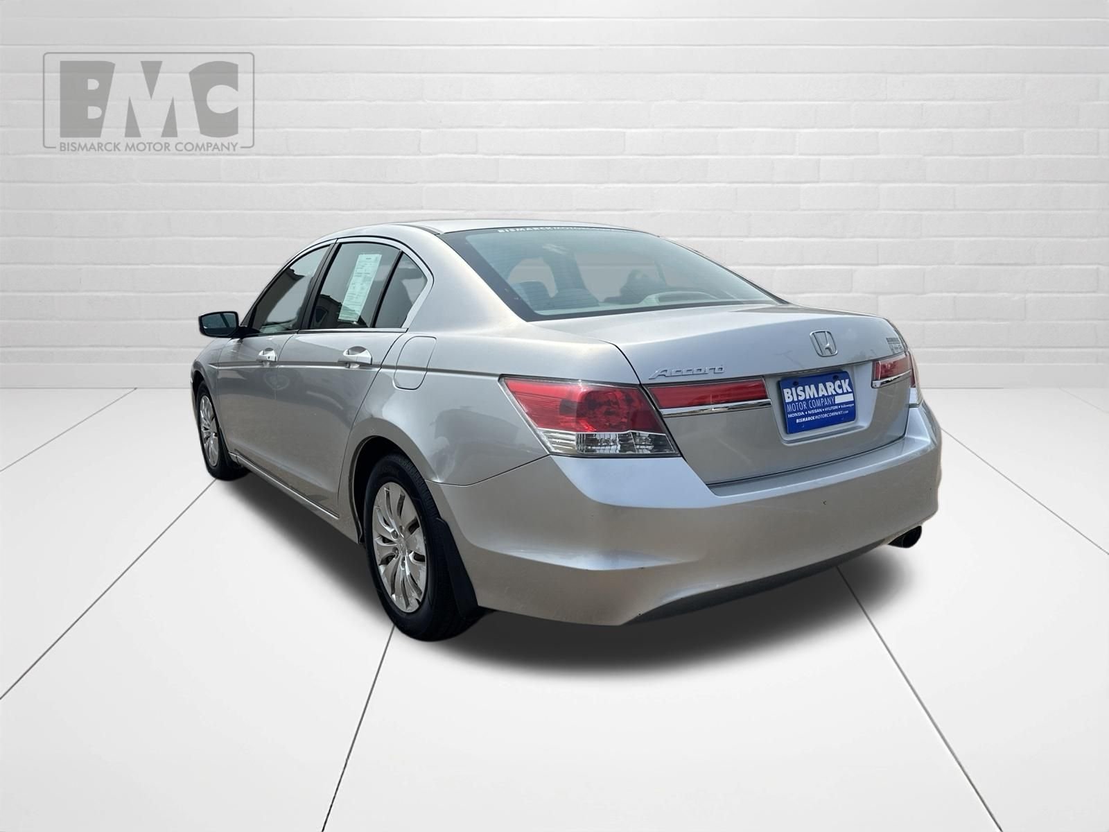 Used 2012 Silver Honda LX image 4
