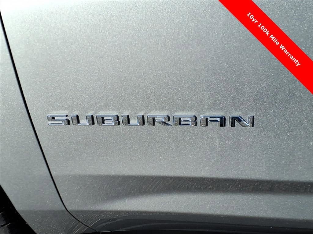 2026 Chevrolet Suburban Premier - Photo 10