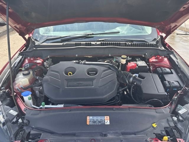 Used 2017 Red Ford Titanium image 9