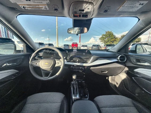 Certified Used 2025 Summit White Chevrolet LT image 19