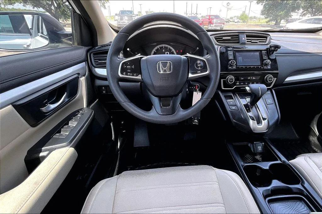Used 2018  Honda LX image 8