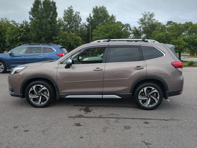 Used 2022 Brown Subaru Touring image 6