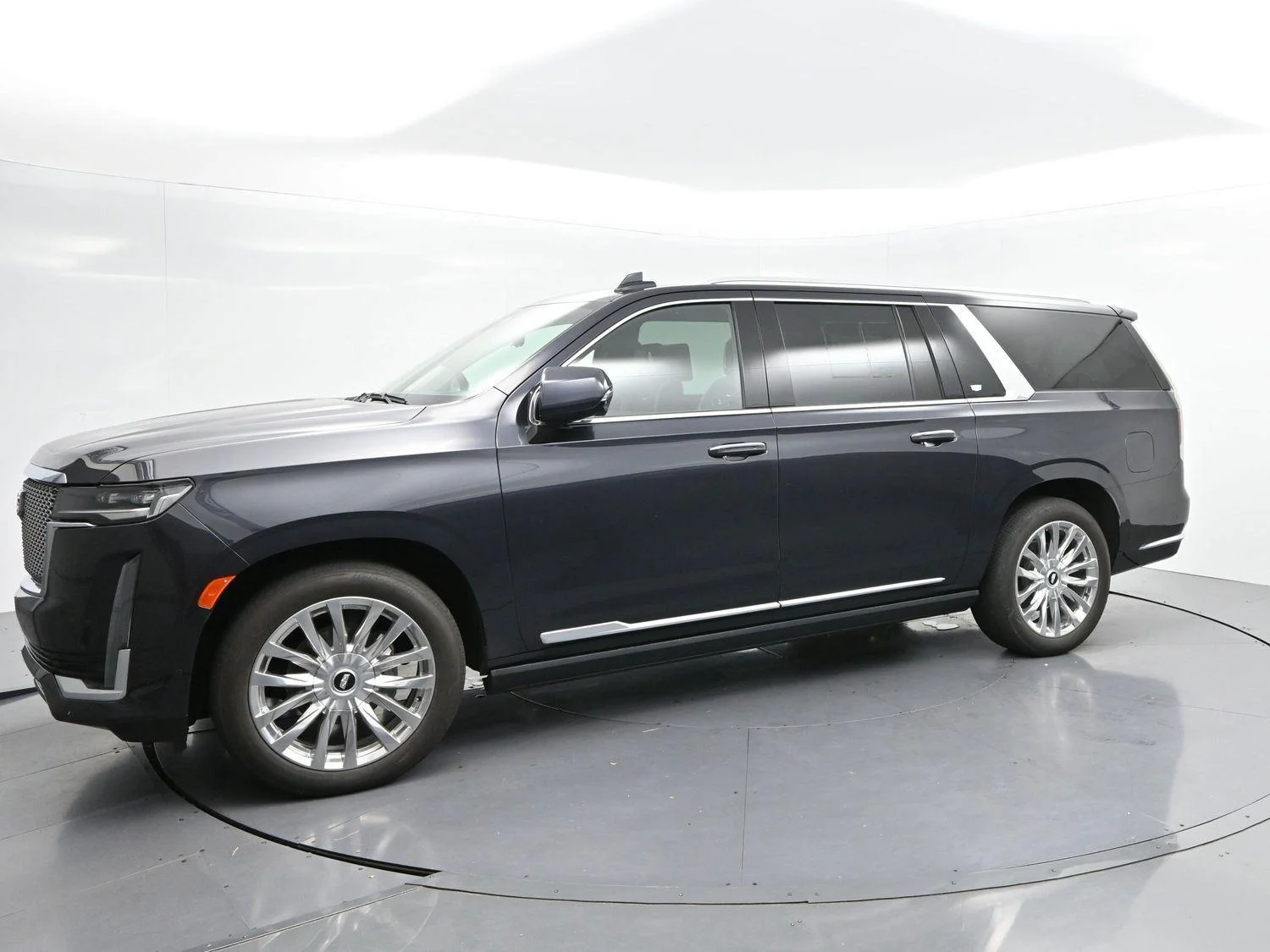 Used 2024 Galactic Gray Metallic Cadillac Premium Luxury Platinum image 4