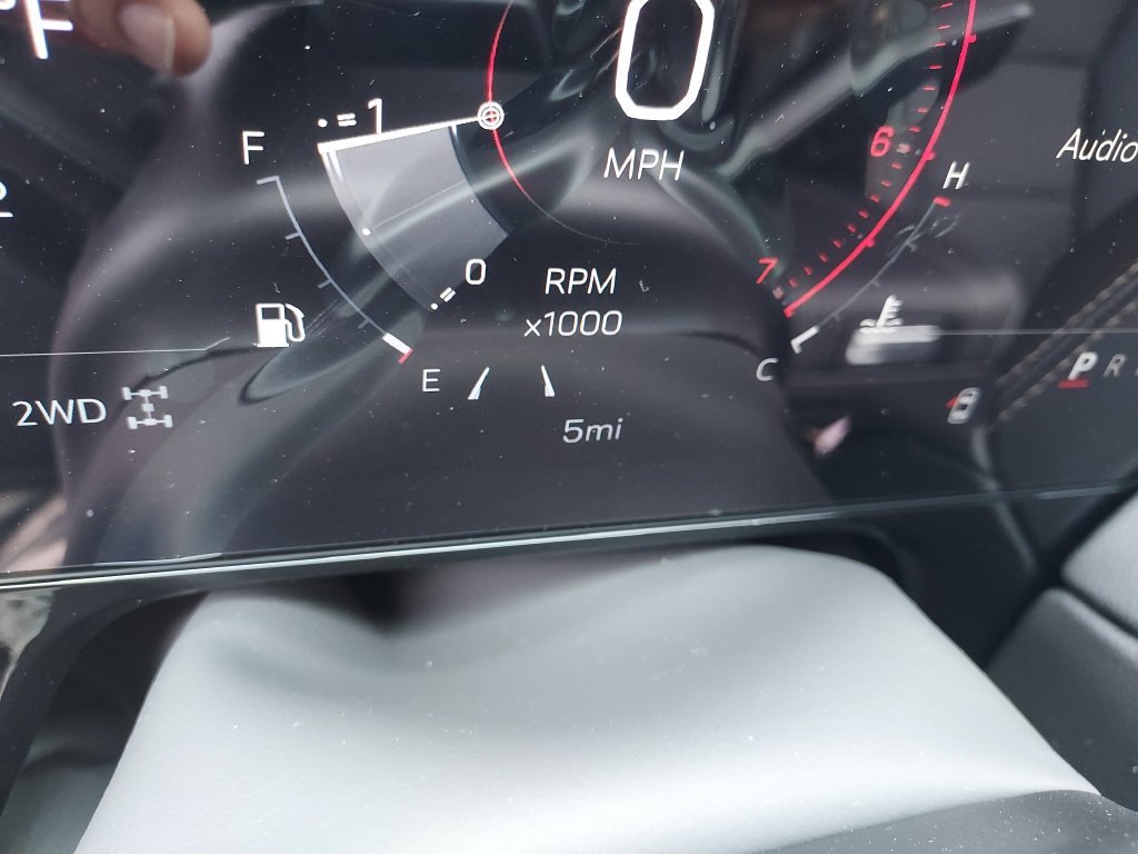 New 2026 Onyx Black GMC Elevation image 19