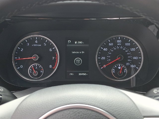 Used 2022 White Kia GT-Line image 20