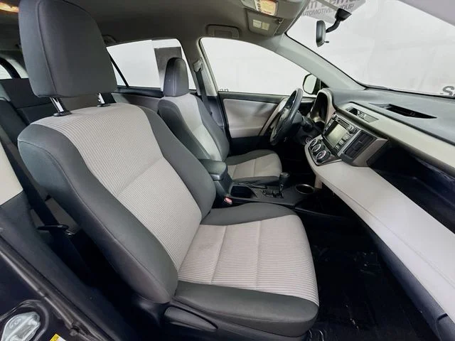 Used 2014 Gray Toyota LE image 25