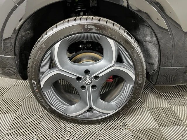 2026 Alfa Romeo Tonale Veloce - Photo 12