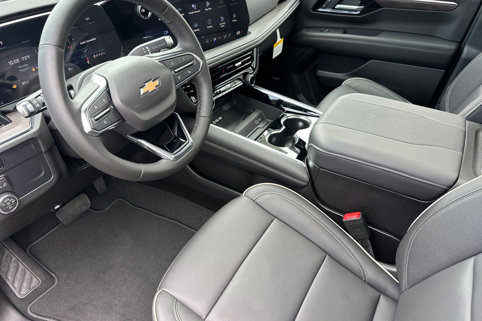 2025 Chevrolet Suburban Premier - Photo 10