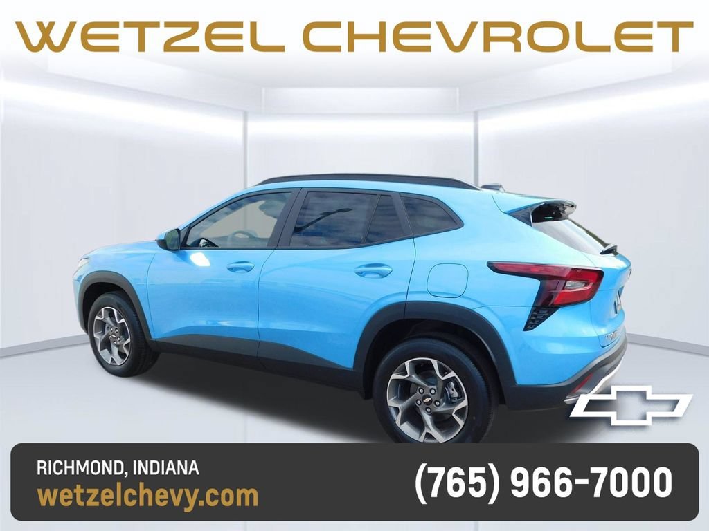 2026 Chevrolet Trax LT - Photo 5