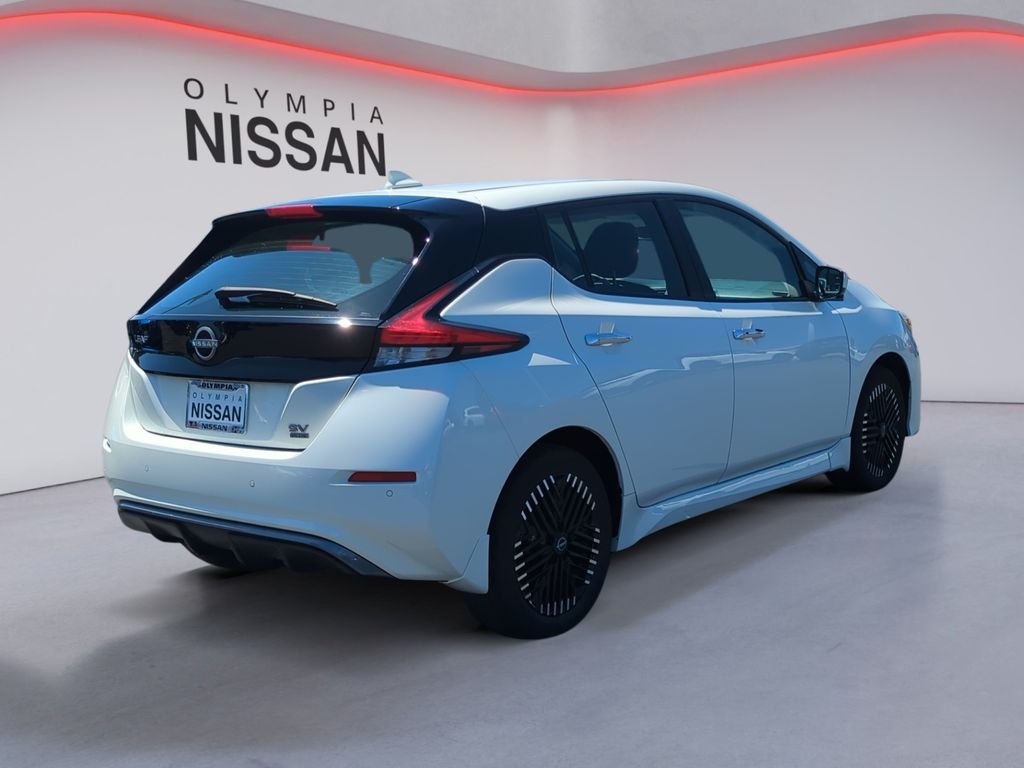 Used 2024 White Nissan SV Plus image 6