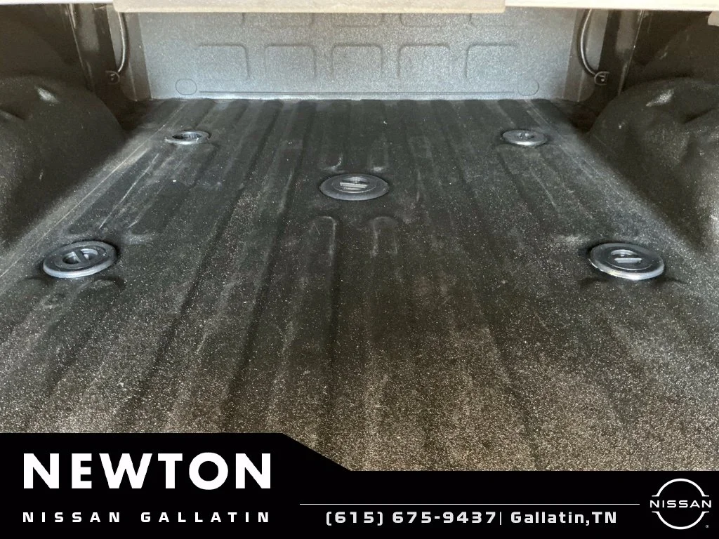 Used 2020 Crystal Metallic Ram Tradesman image 13