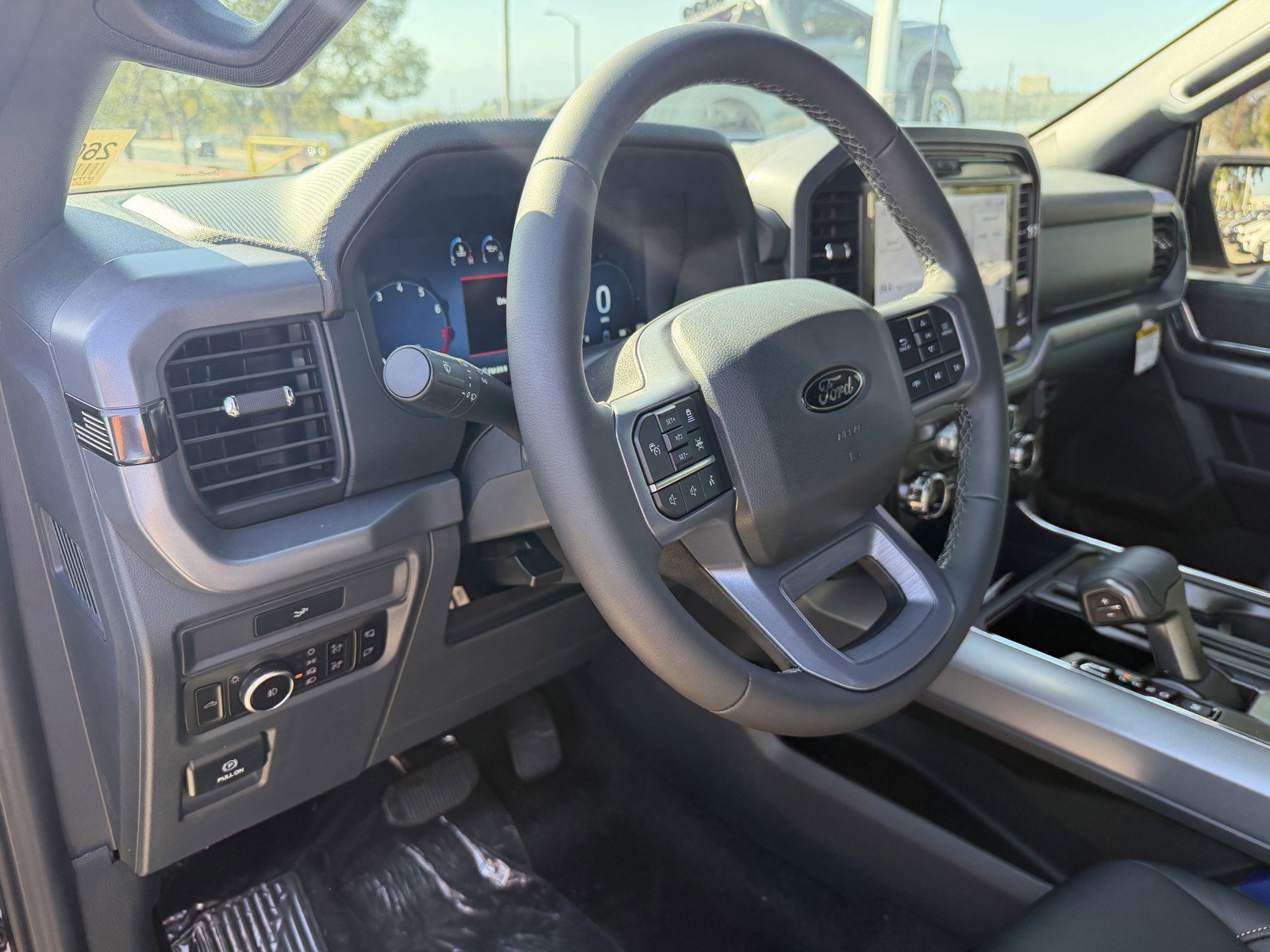 New 2026 Avalanche Ford XLT image 29