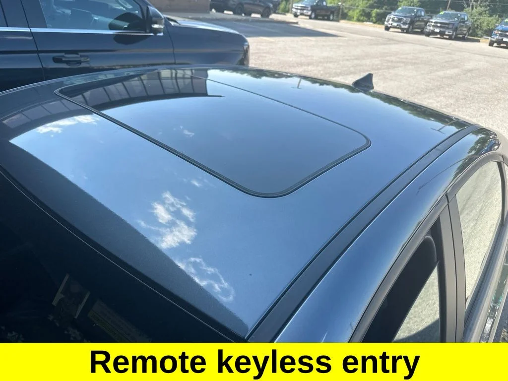 Used 2021 Gray Kia GT-Line image 5