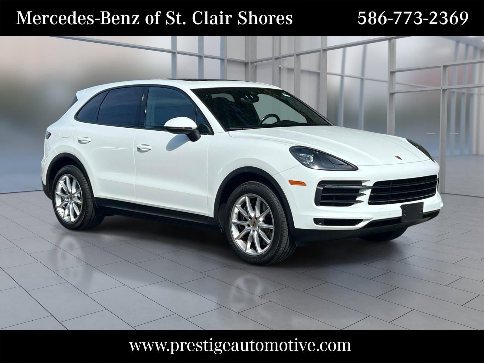 Used 2021 White Porsche Base image 8