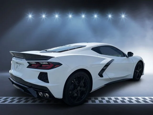 Used 2020 Arctic White Chevrolet Stingray image 3