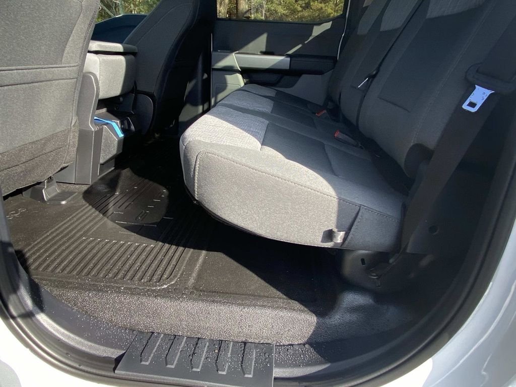 New 2026 Oxford White Ford F-350® XLT image 10