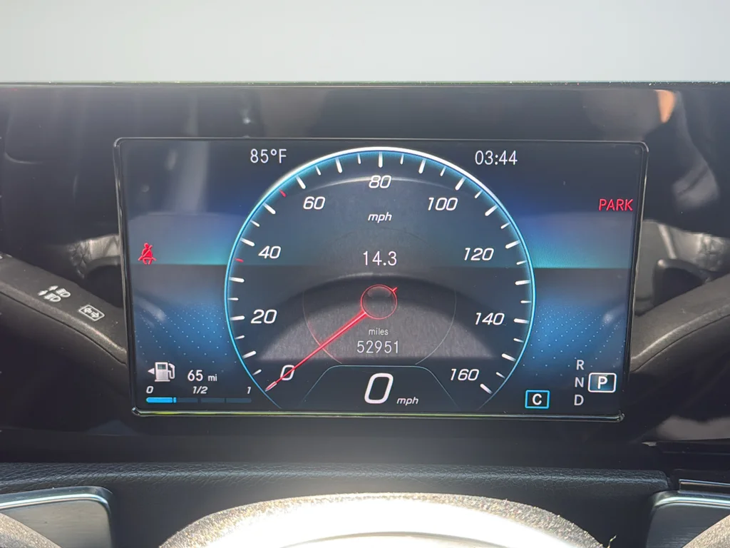 Used 2020 Red Mercedes-Benz GLB 250 image 8