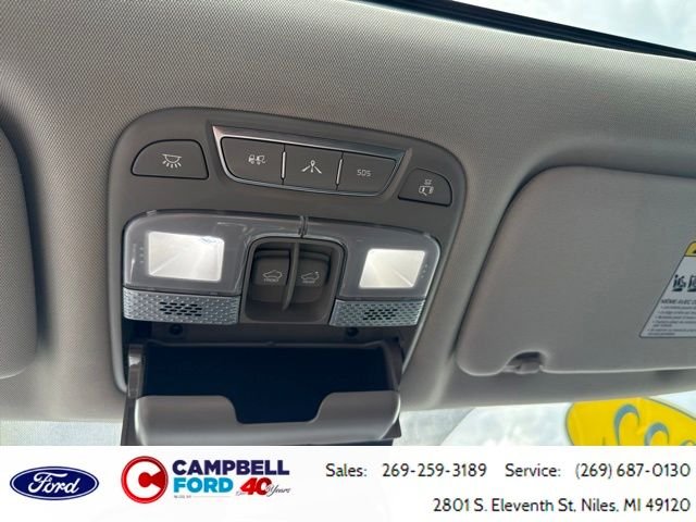 Used 2022 Black Kia SX image 35