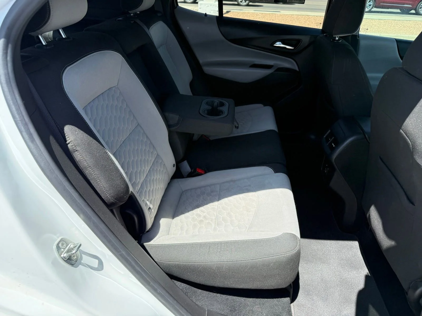 2021 Chevrolet Equinox LS - Photo 34