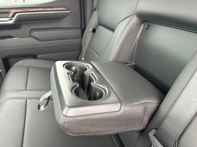 2026 GMC Sierra 1500 SLT - Photo 33
