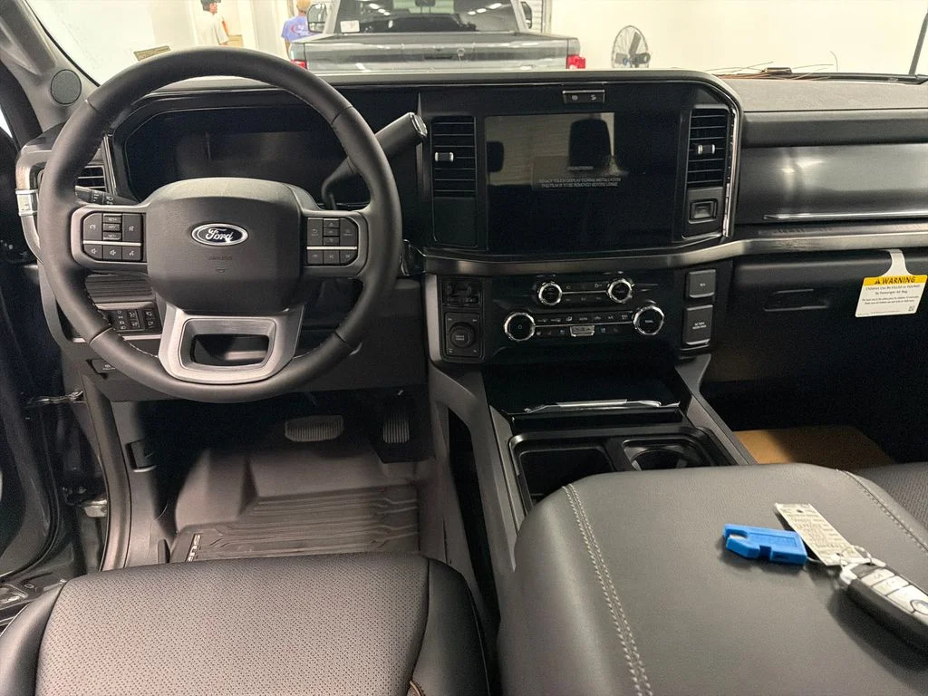 New 2026 Carbonized Gray Metallic Ford F-250® Lariat® image 15