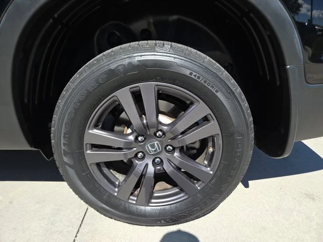 Used 2019  Honda Sport image 11