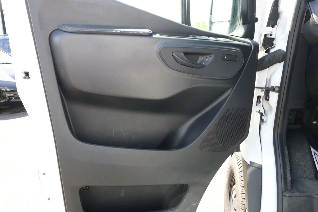 Used 2022 Arctic White Mercedes-Benz 2500 Standard Roof V6 144