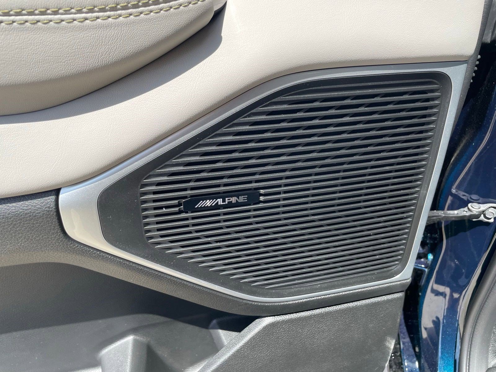 New 2026 Fathom Blue Pearlcoat Jeep Limited Altitude image 13