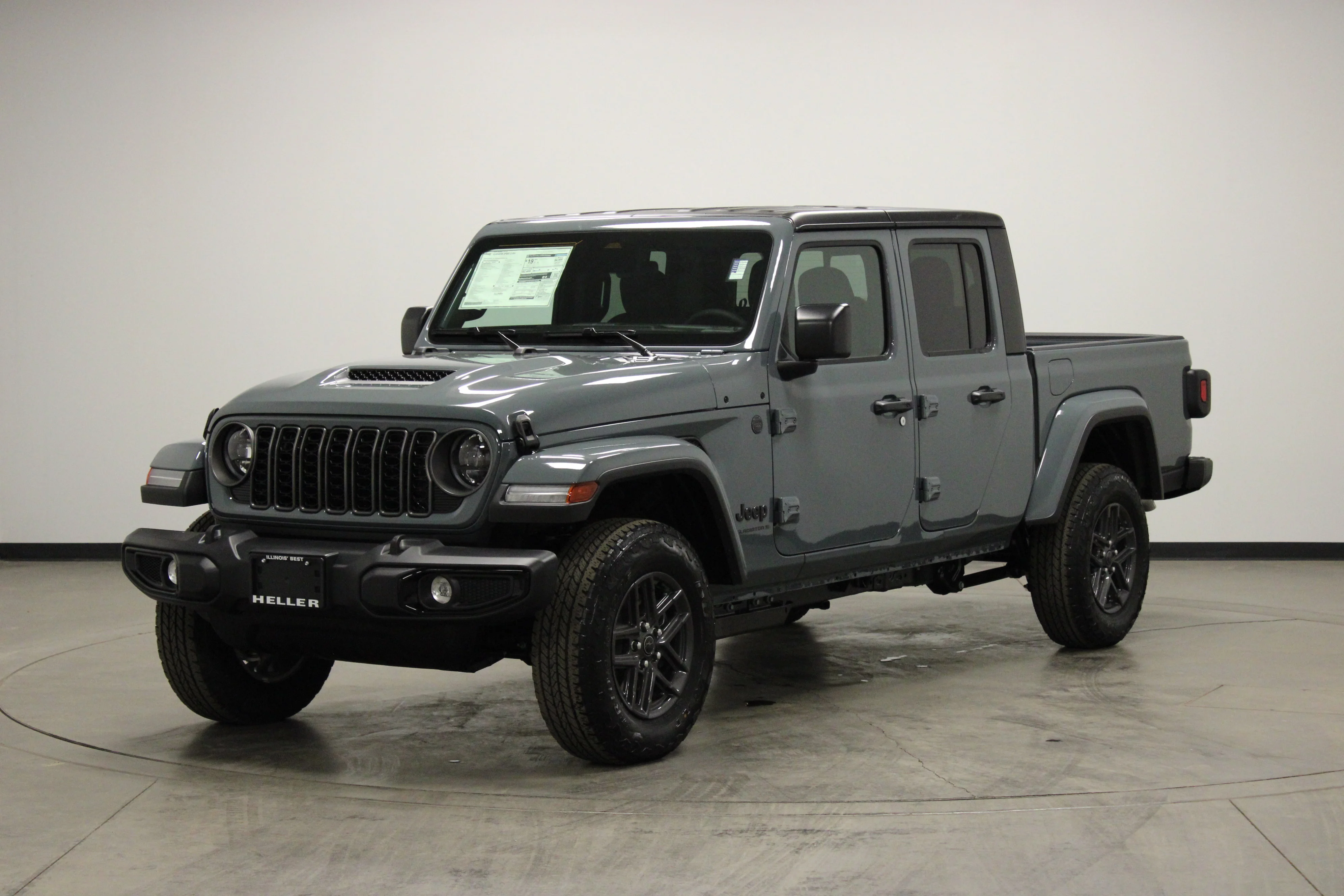 New 2026 Anvil Clear-Coat Exterior Paint Jeep Sport S image 4
