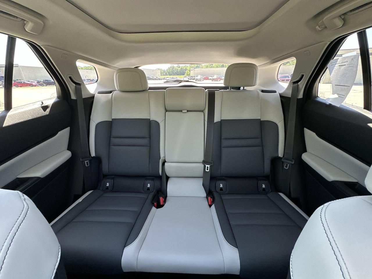 New 2026 Mercury Silver Metallic Honda AWD Touring image 23