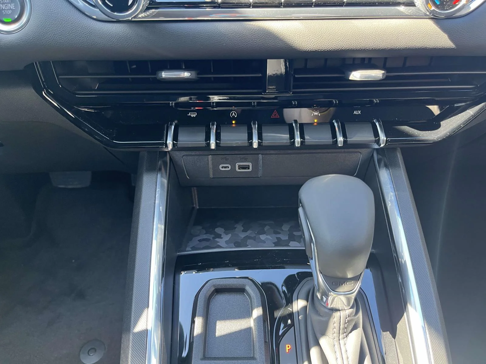 2026 GMC Canyon Elevation - Photo 18