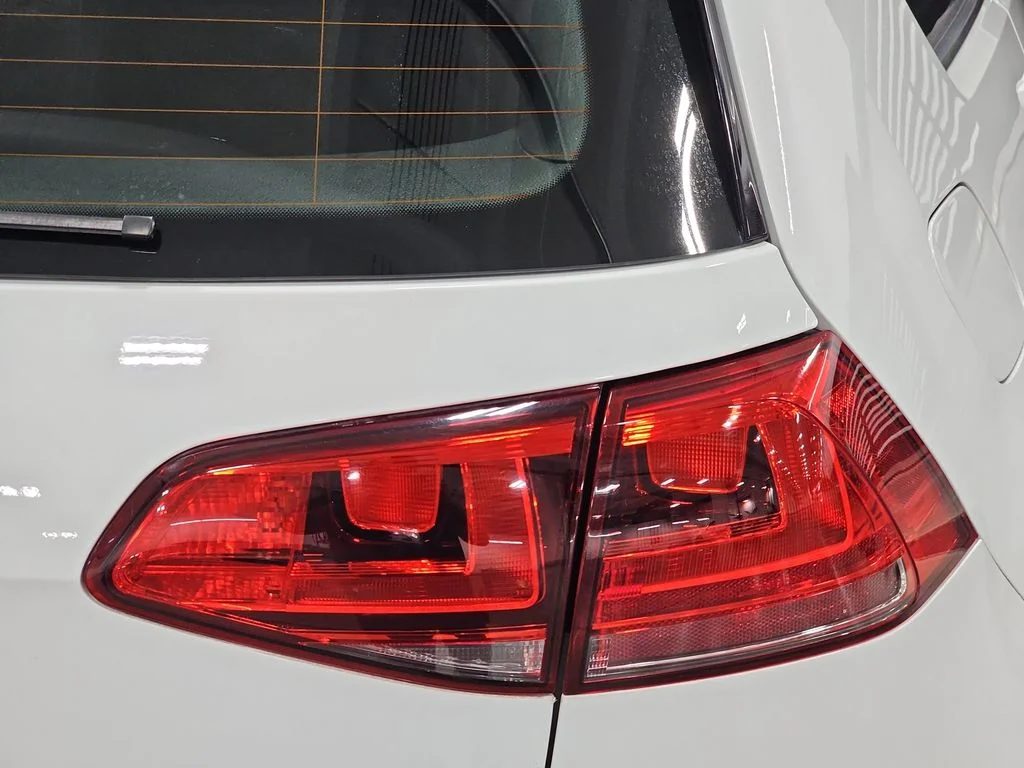 Used 2015 White Volkswagen 2.0T S image 31