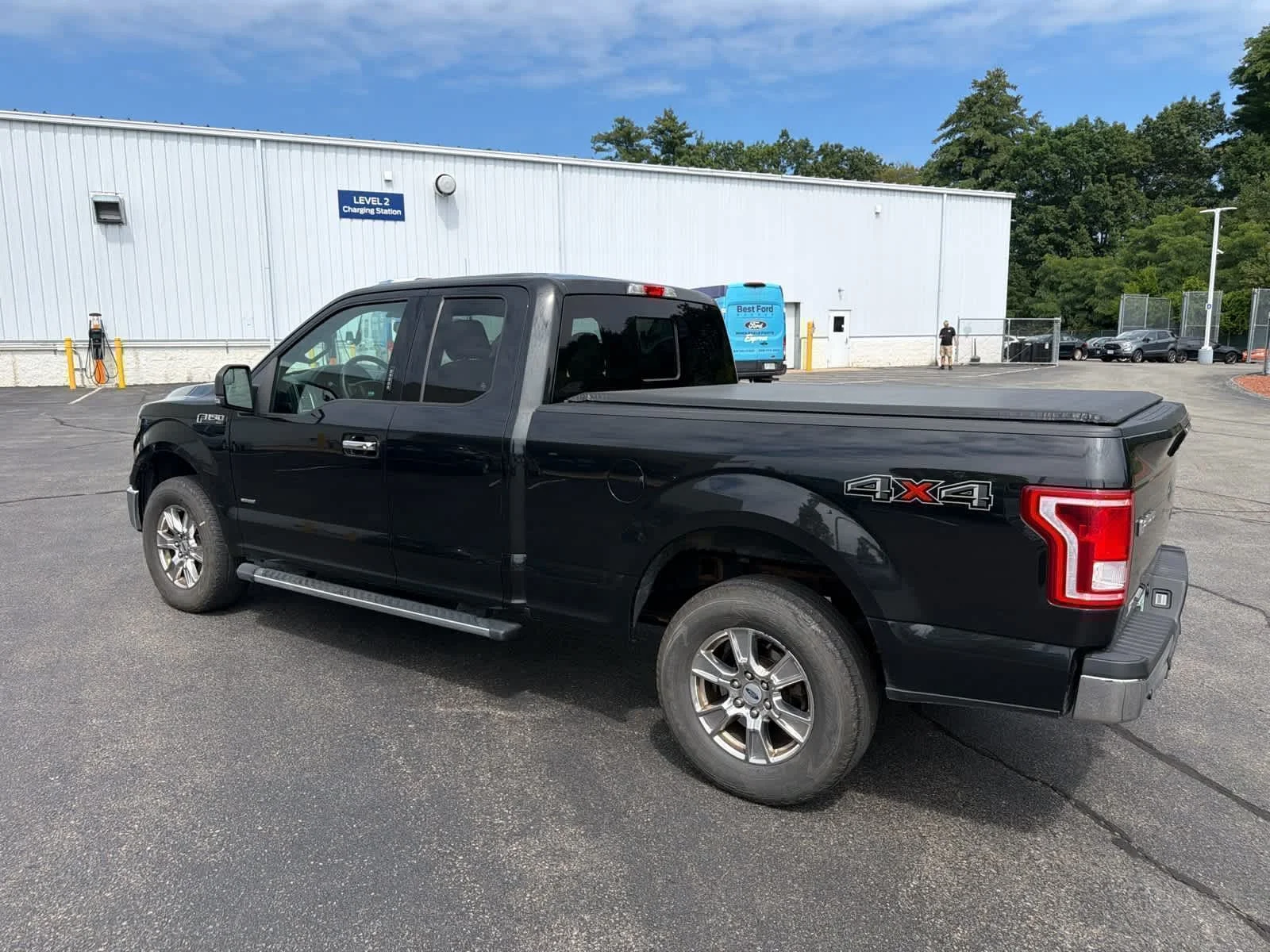 Used 2015 Tuxedo Black Metallic Ford XLT image 8