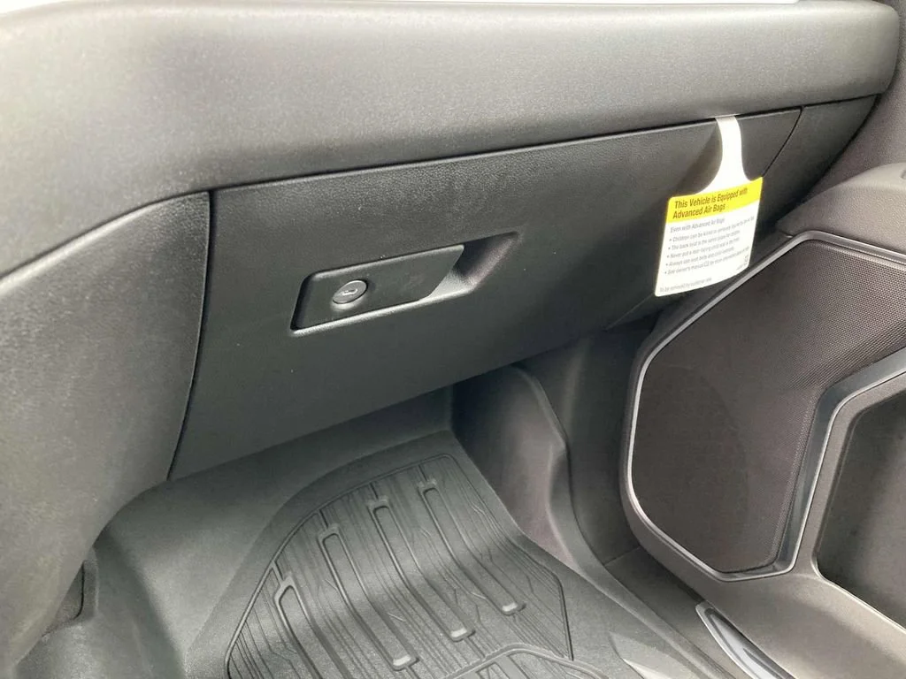 New 2026 Onyx Black GMC SLE image 25