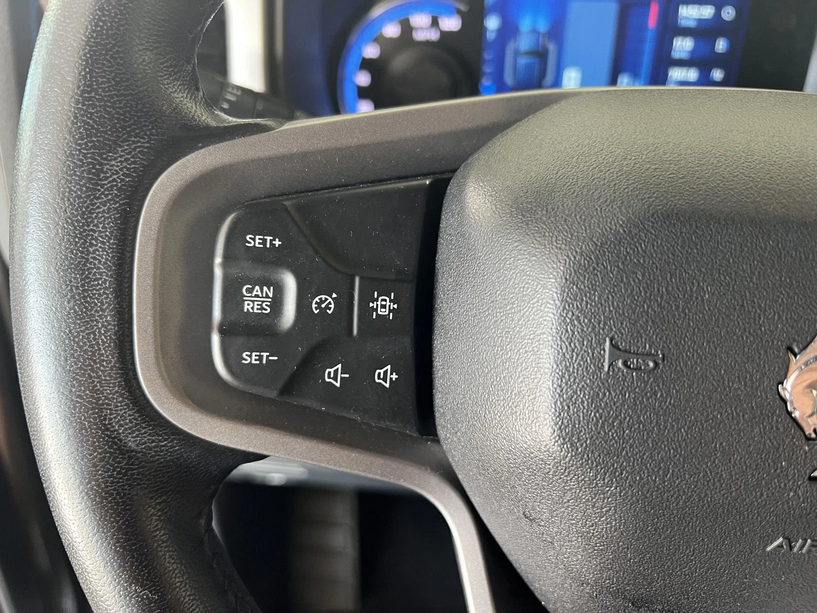Used 2022 Gray Metallic Ford Outer Banks image 18