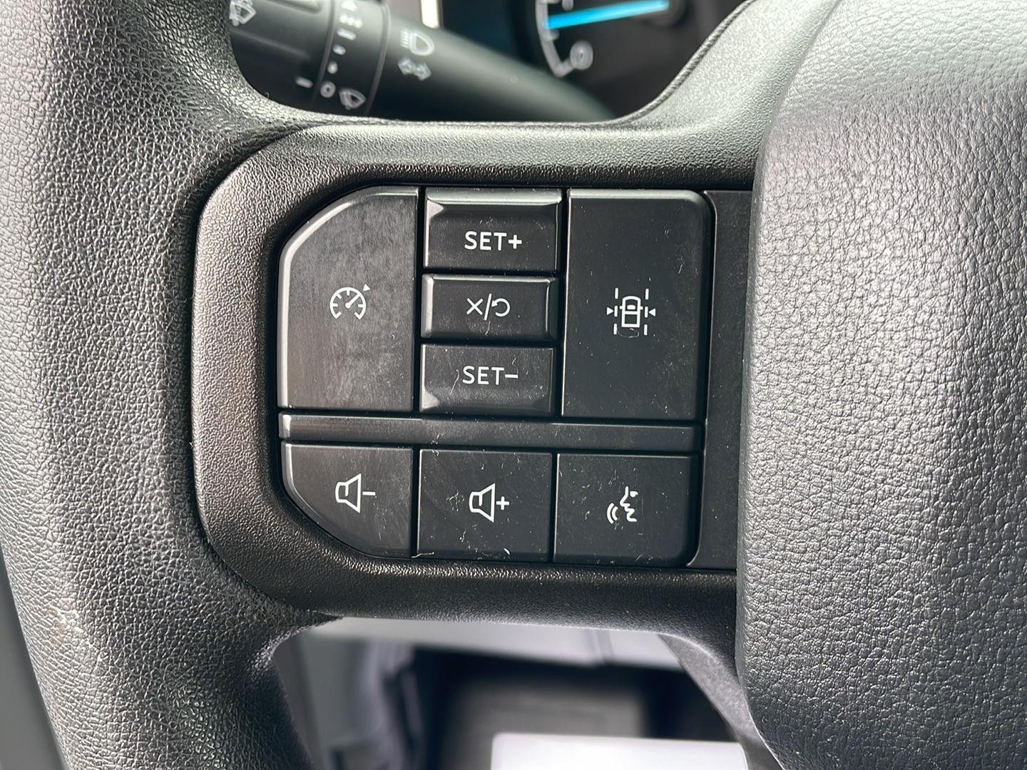 Used 2023 Oxford White Ford XL image 14
