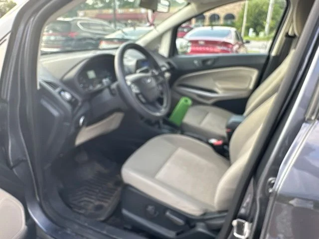 Used 2022  Ford S image 16