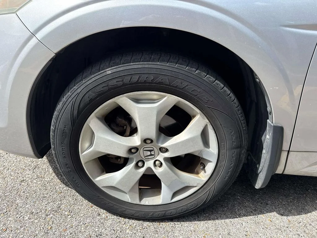 Used 2012 Silver Honda EX-L image 4