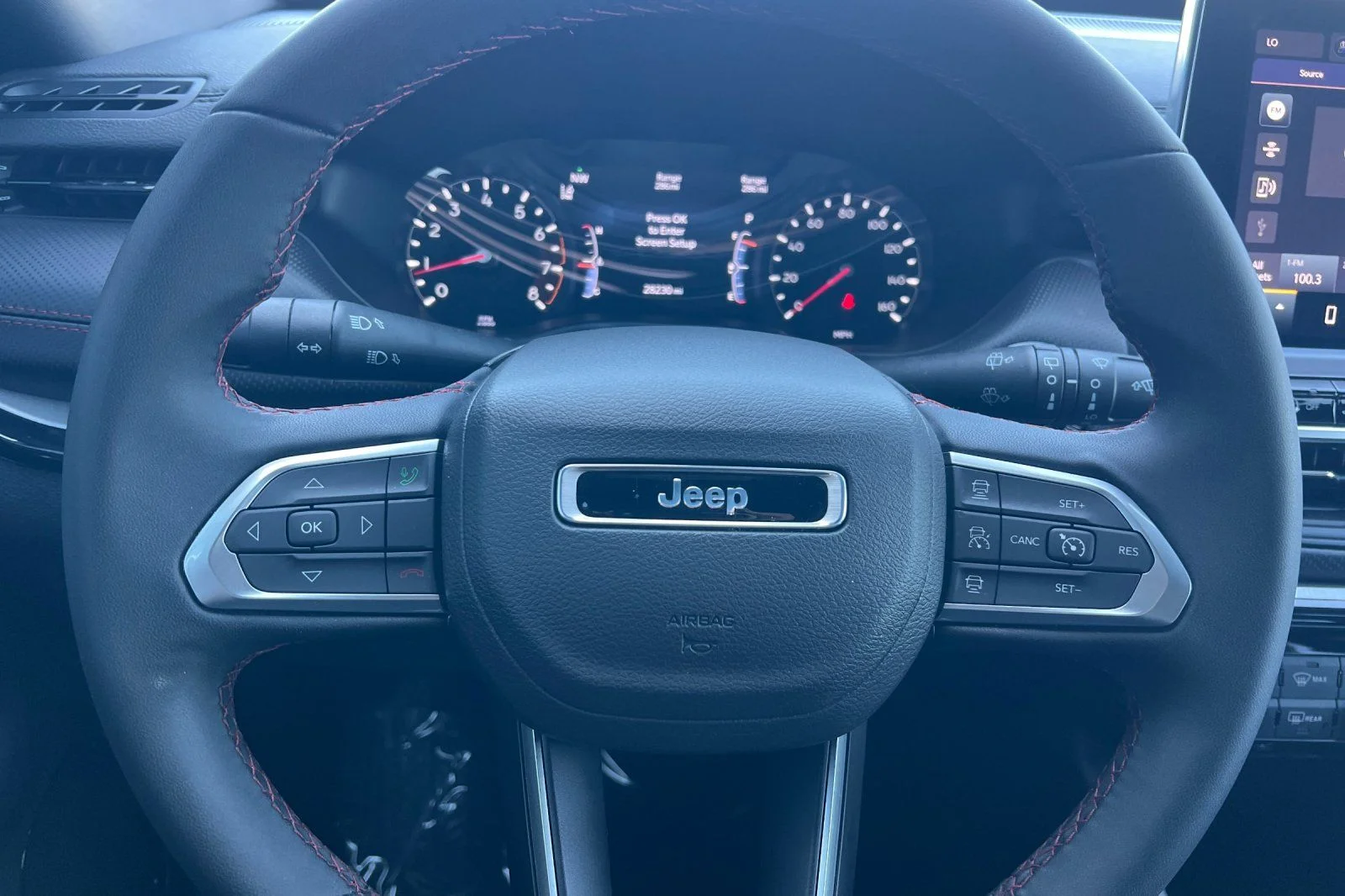 Used 2025 White Jeep Trailhawk image 21