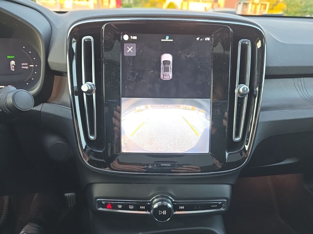 Used 2023 Black Volvo Ultimate image 18