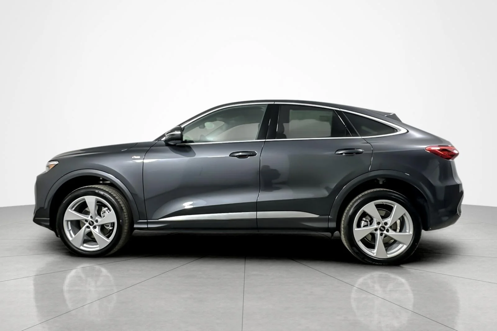 New 2026 Tambora Gray Metallic Audi Premium Plus 2.0 TFSI quattro image 3