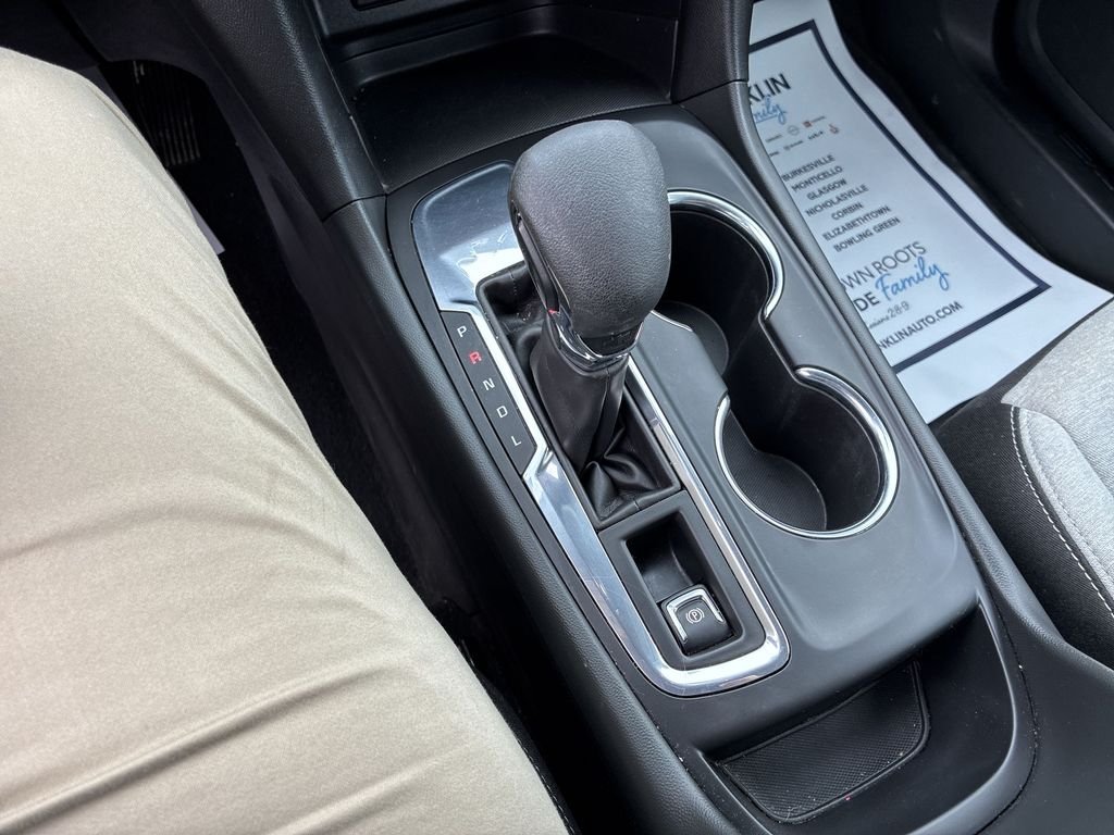 Used 2023 White Chevrolet LS image 18